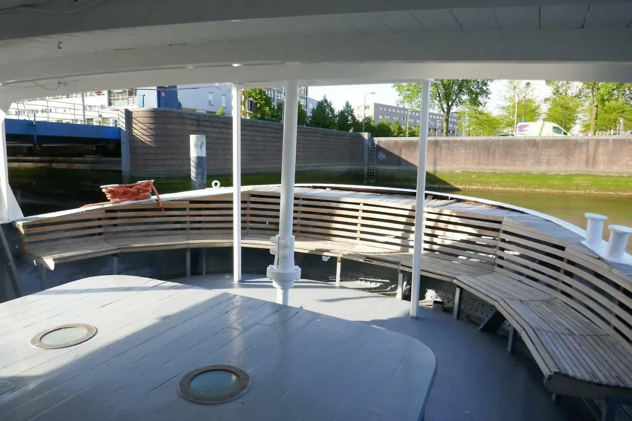 Boathotel Rotterdam Wilhelmina Nederland